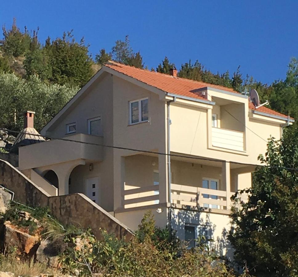 Zara 2 Apartment Kruševo Екстериор снимка